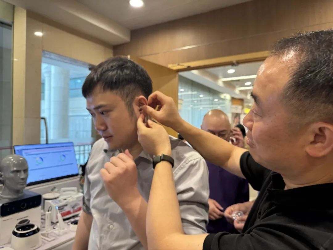 Tingoton Presents New Products at a Shanghai Hearing-Health Conference